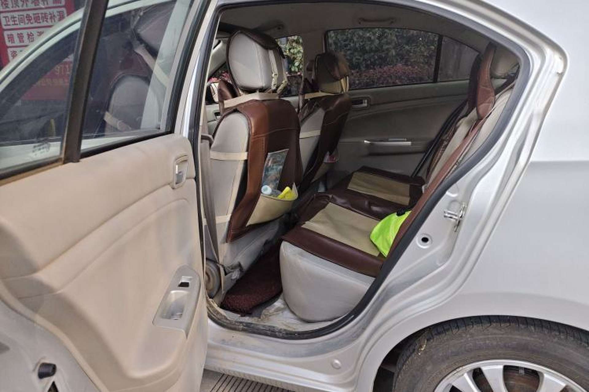 Used CHANGAN Alsvin V3 2012 1.3L Manual Luxury Version China IV Standard Left Rear Seat