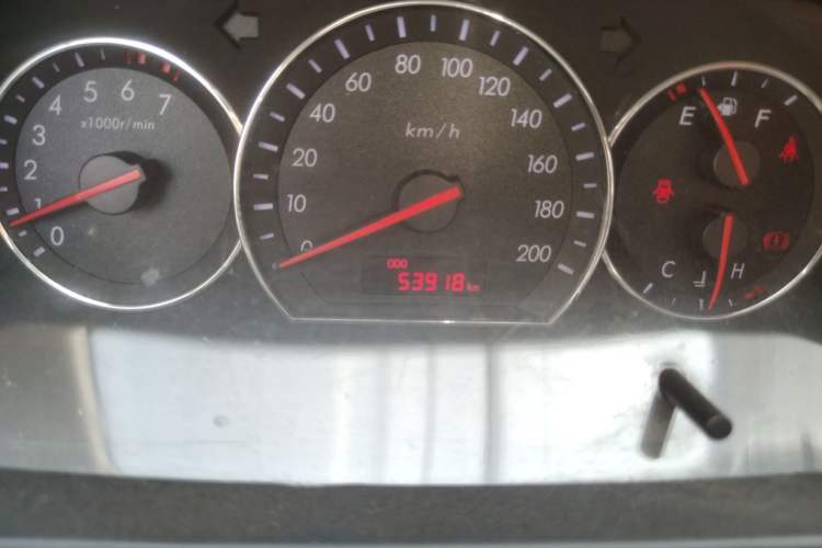 Used CHANGAN Alsvin V3 2012 1.3L Manual Luxury Version China V Standard Odometer Close Up