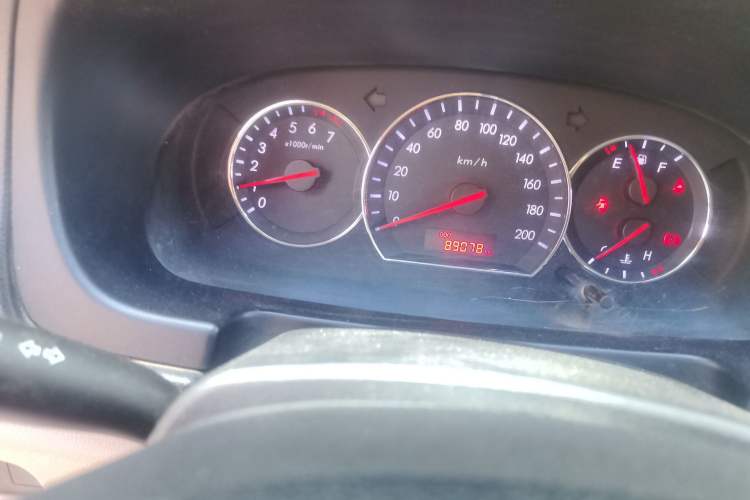 Used CHANGAN Alsvin V3 2012 1.3L Manual Comfort Version China IV Standard Odometer Close Up