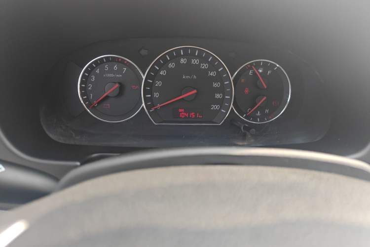 Used CHANGAN Alsvin V3 2012 1.3L Manual Comfort Version China IV Standard Odometer Close Up