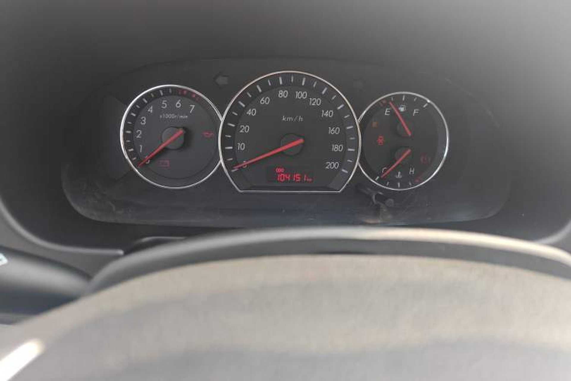 Used CHANGAN Alsvin V3 2012 1.3L Manual Comfort Version China IV Standard Odometer Close Up