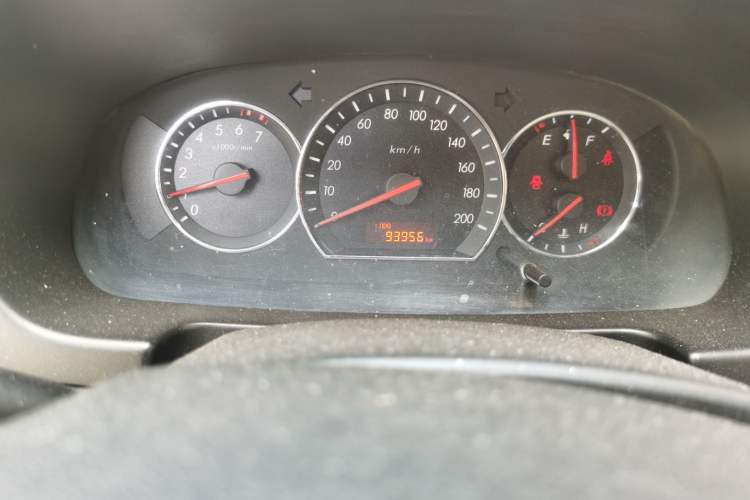 Used CHANGAN Alsvin V3 2012 1.3L Manual Comfort Version China IV Standard Odometer Close Up