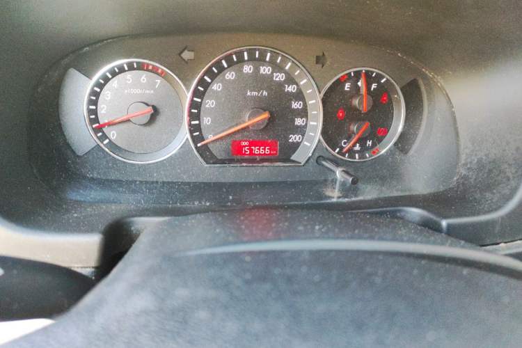 Used CHANGAN Alsvin V3 2012 1.3L Manual Comfort Version China IV Standard Odometer Close Up