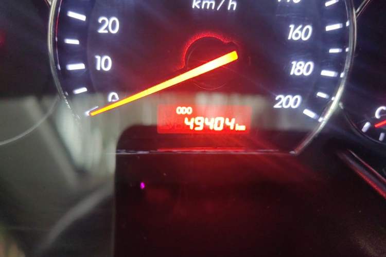 Used CHANGAN Alsvin V3 2012 1.3L Manual Comfort Version China IV Standard Odometer Close Up