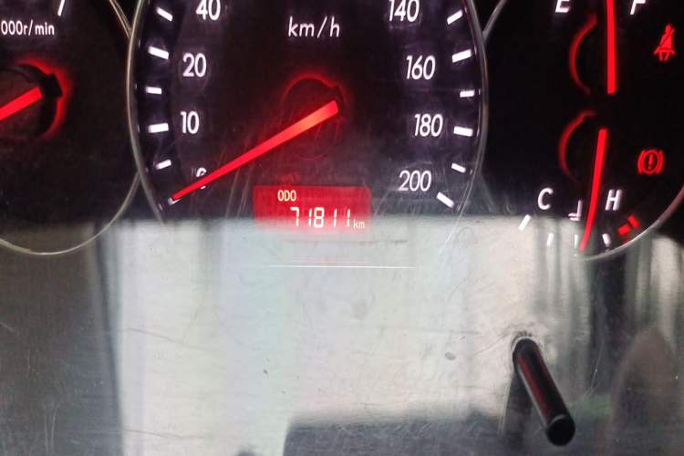 Used CHANGAN Alsvin V3 2012 1.3L Manual Comfort Version China IV Standard Odometer Close Up