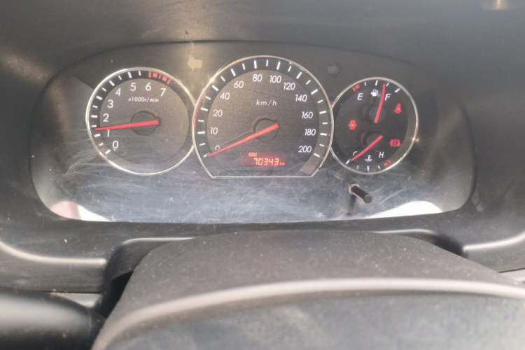 Used CHANGAN Alsvin V3 2012 1.3L Manual Comfort Version China IV Standard Odometer Close Up