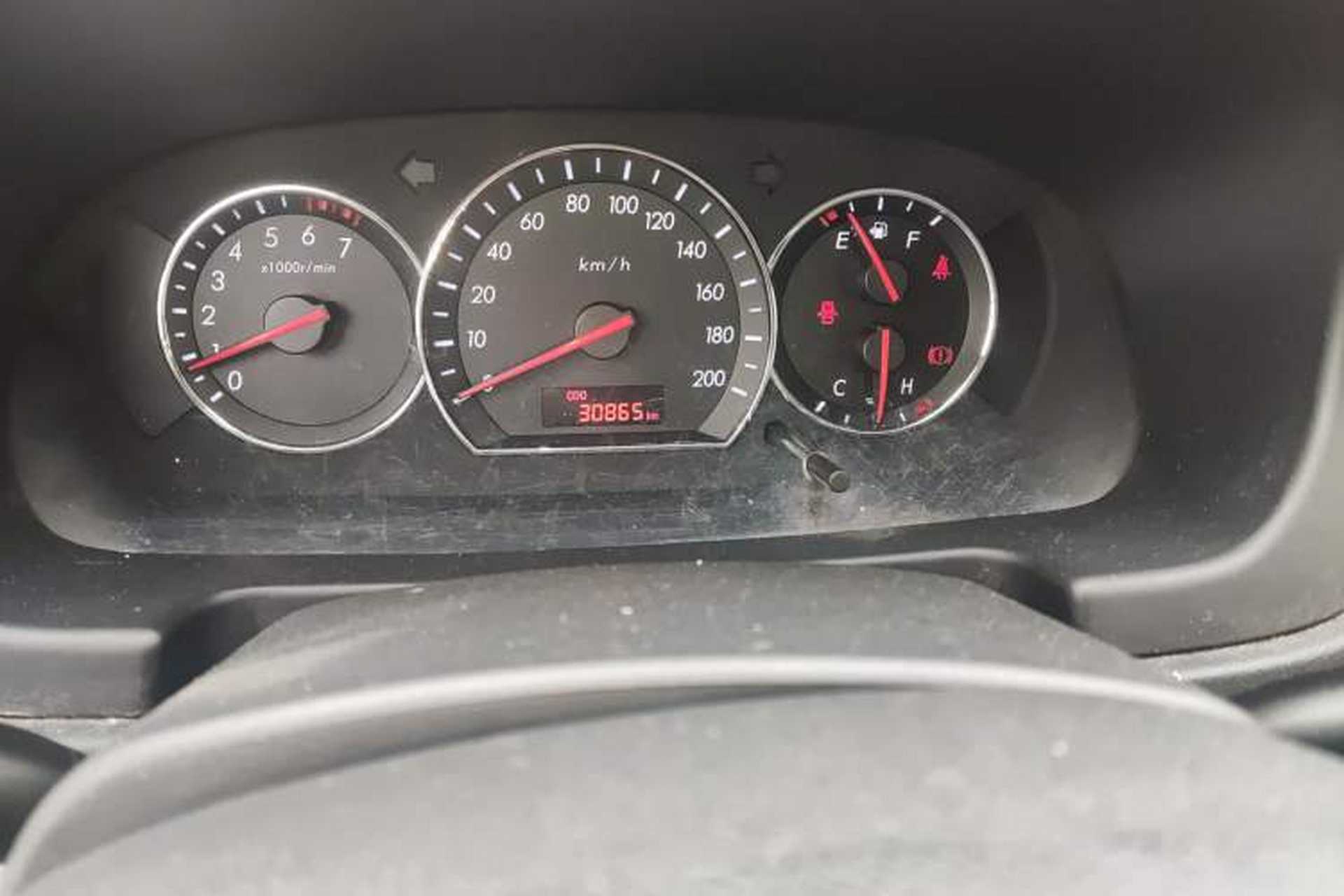 Used CHANGAN Alsvin V3 2012 1.3L Manual Comfort Version China IV Standard Odometer Close Up