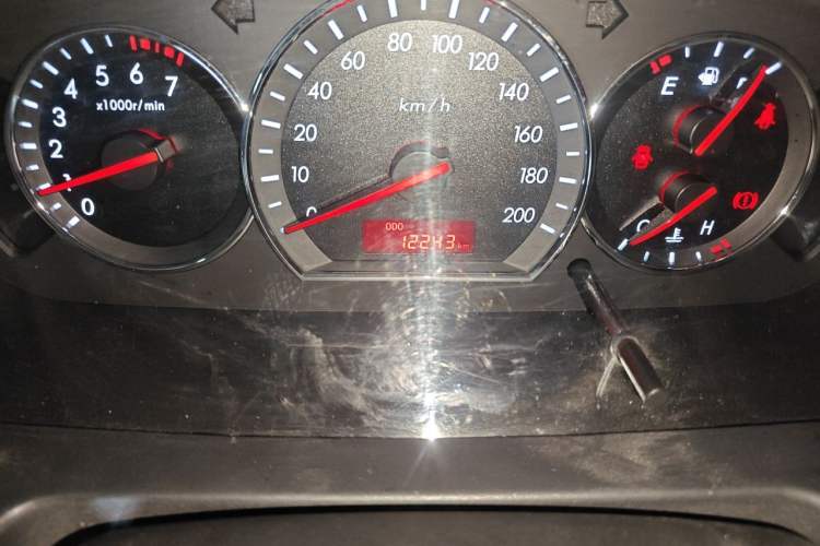 Used CHANGAN Alsvin V3 2012 1.3L Manual Comfort Version China IV Standard Odometer Close Up