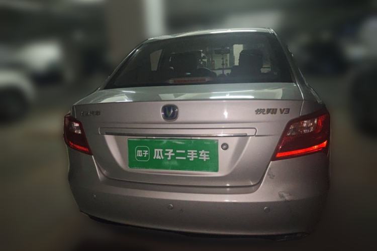 Used CHANGAN Alsvin V3 2012 1.3L Manual Luxury Version China IV Standard Rear