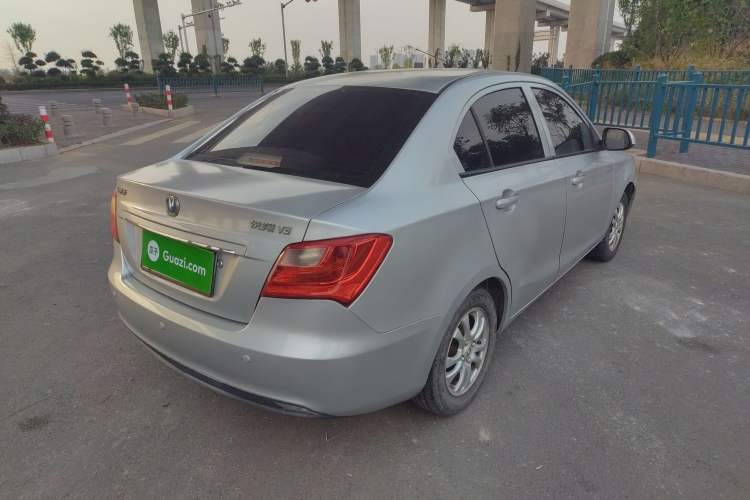 Used CHANGAN Alsvin V3 2012 1.3L Manual Comfort Version China IV Standard Rear Right 45 Deg
