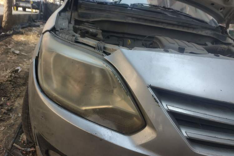 Used CHANGAN Alsvin V3 2012 1.3L Manual Comfort Version China IV Standard Right Front Headlight