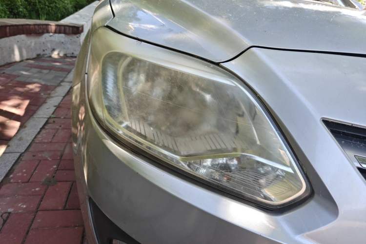 Used CHANGAN Alsvin V3 2012 1.3L Manual Comfort Version China IV Standard Right Front Headlight