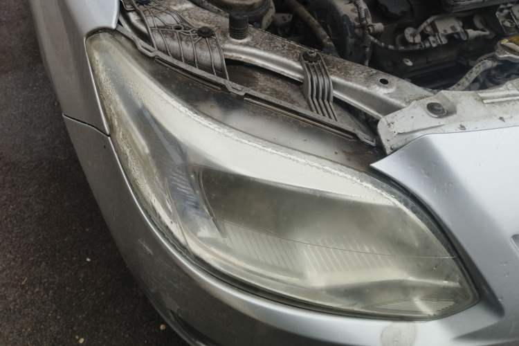 Used CHANGAN Alsvin V3 2012 1.3L Manual Luxury Version China IV Standard Right Front Headlight