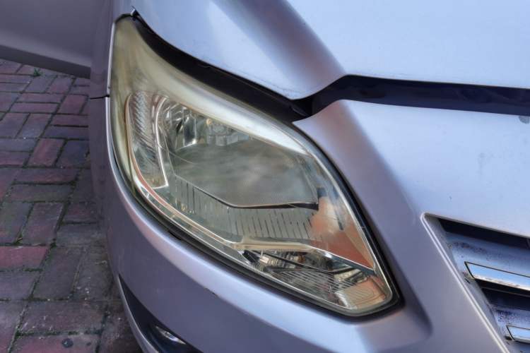 Used CHANGAN Alsvin V3 2012 1.3L Manual Comfort Version China IV Standard Right Front Headlight