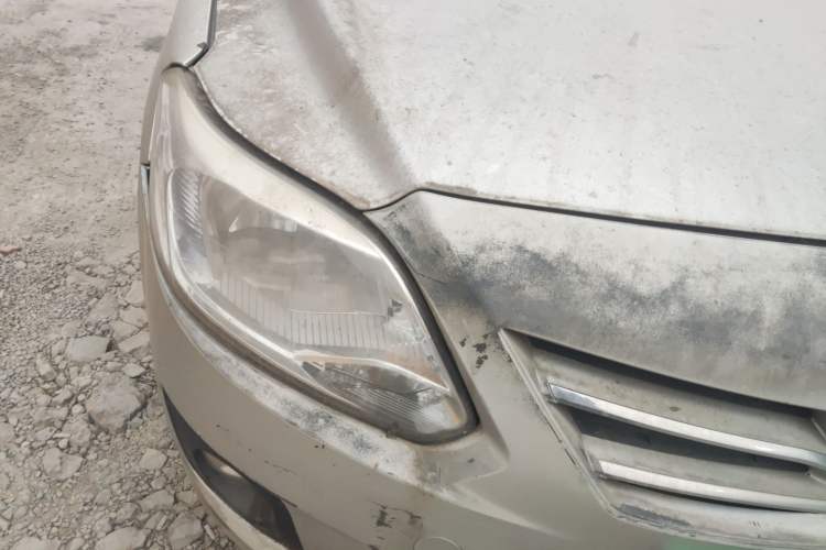 Used CHANGAN Alsvin V3 2012 1.3L Manual Comfort Version China IV Standard Right Front Headlight