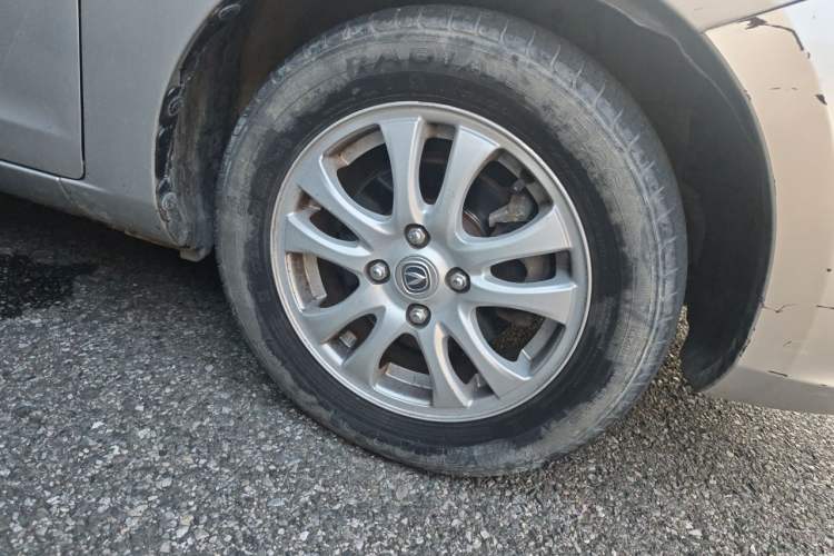 Used CHANGAN Alsvin V3 2012 1.3L Manual Comfort Version China IV Standard Right Front Wheel Hub