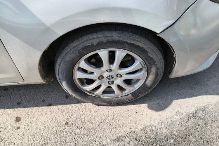 Used CHANGAN Alsvin V3 2012 1.3L Manual Comfort Version China IV Standard Right Front Wheel Hub