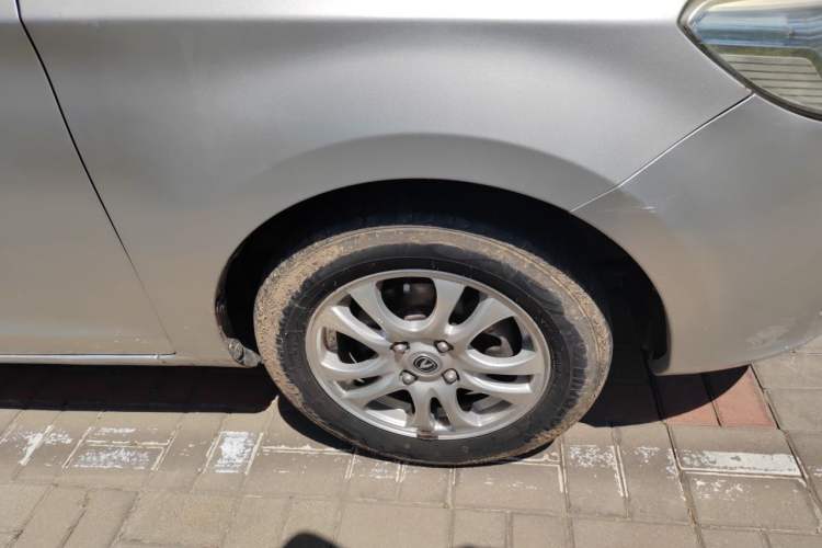Used CHANGAN Alsvin V3 2012 1.3L Manual Comfort Version China IV Standard Right Front Wheel Hub