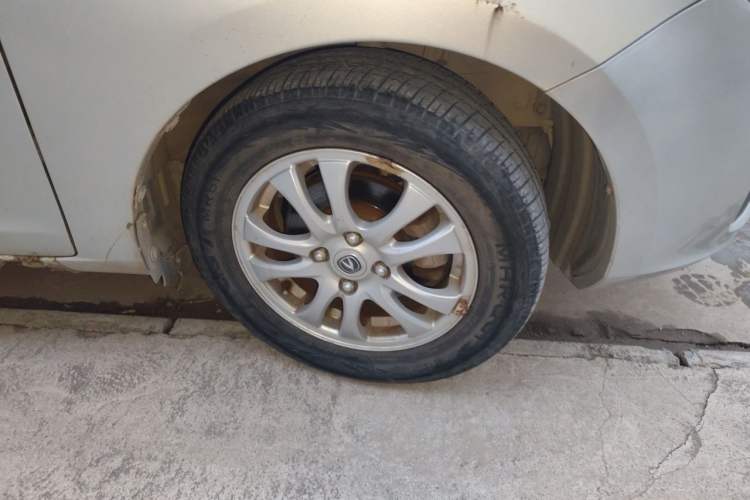 Used CHANGAN Alsvin V3 2012 1.3L Manual Comfort Version China IV Standard Right Front Wheel Hub