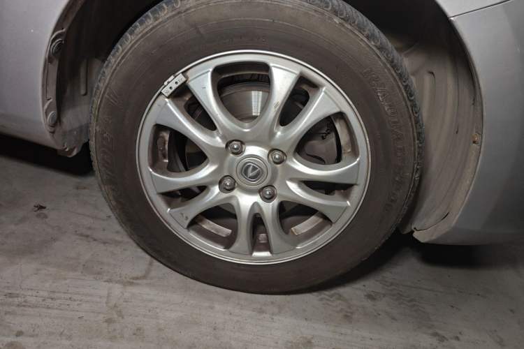 Used CHANGAN Alsvin V3 2012 1.3L Manual Comfort Version China IV Standard Right Front Wheel Hub