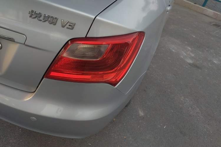 Used CHANGAN Alsvin V3 2012 1.3L Manual Comfort Version China IV Standard Right Rear Taillight