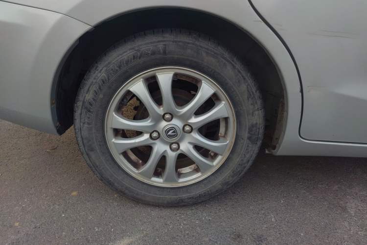 Used CHANGAN Alsvin V3 2012 1.3L Manual Comfort Version China IV Standard Right Rear Wheel Hub