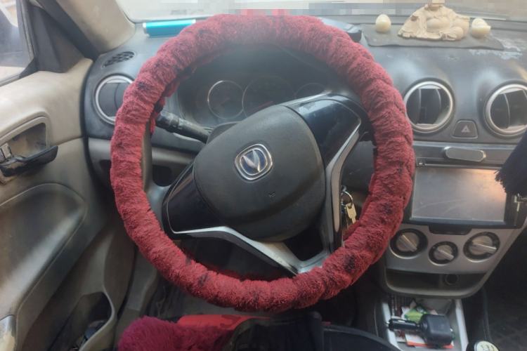 Used CHANGAN Alsvin V3 2012 1.3L Manual Comfort Version China IV Standard Steering Wheel