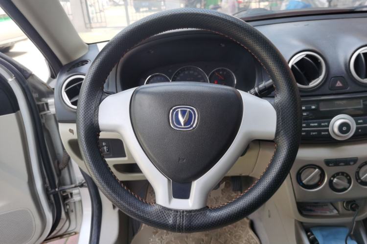 Used CHANGAN Alsvin V3 2012 1.3L Manual Comfort Version China IV Standard Steering Wheel