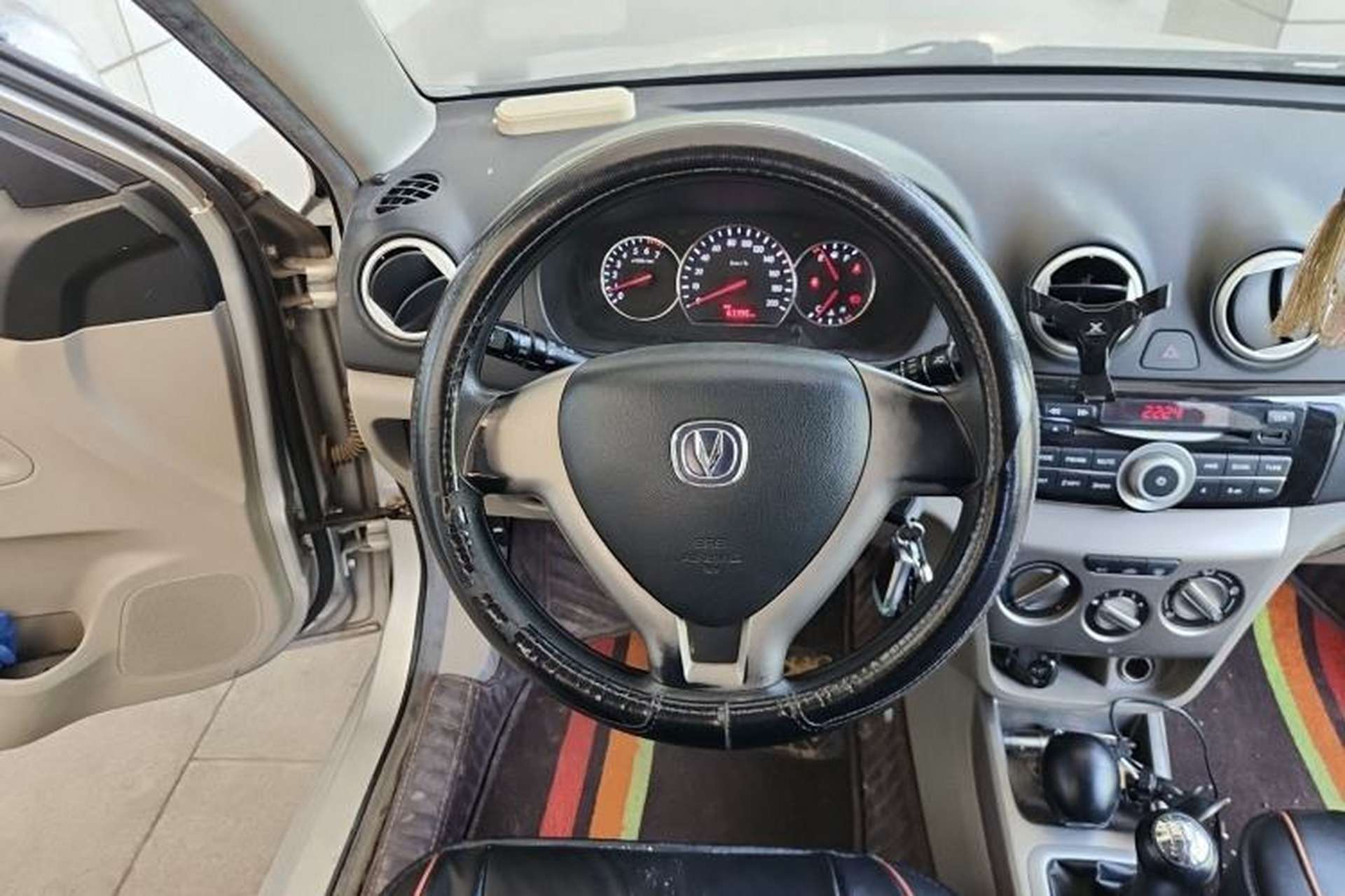 Used CHANGAN Alsvin V3 2012 1.3L Manual Luxury Version China IV Standard Steering Wheel