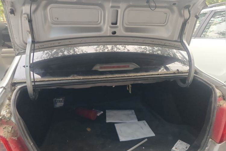 Used CHANGAN Alsvin V3 2012 1.3L Manual Comfort Version China IV Standard Trunk
