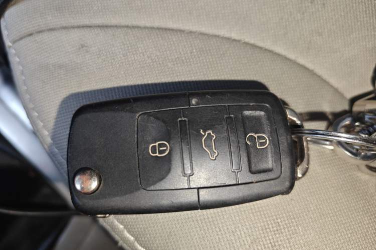 Used CHANGAN Alsvin V3 2012 1.3L Manual Comfort Version China IV Standard Vehicle Key