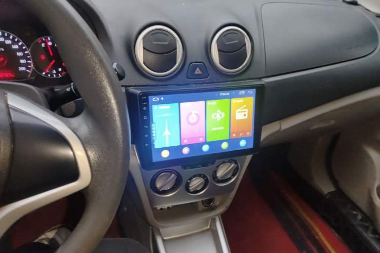 Used CHANGAN Alsvin V3 2012 1.3L Manual Comfort Version China IV Standard Audio And AC Panel