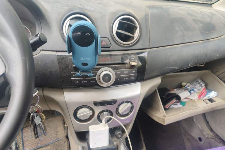Used CHANGAN Alsvin V3 2012 1.3L Manual Comfort Version China IV Standard Audio And AC Panel
