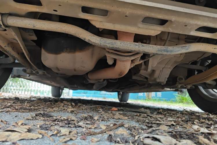 Used CHANGAN Alsvin V3 2012 1.3L Manual Luxury Version China IV Standard Chassis Front
