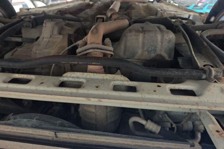 Used CHANGAN Alsvin V3 2012 1.3L Manual Comfort Version China IV Standard Chassis Front