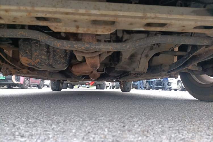 Used CHANGAN Alsvin V3 2012 1.3L Manual Comfort Version China IV Standard Chassis Front