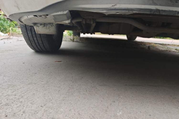 Used CHANGAN Alsvin V3 2012 1.3L Manual Comfort Version China IV Standard Chassis Front Right