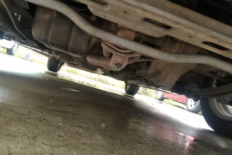 Used CHANGAN Alsvin V3 2012 1.3L Manual Comfort Version China IV Standard Chassis Front