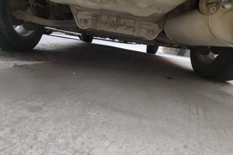 Used CHANGAN Alsvin V3 2012 1.3L Manual Comfort Version China IV Standard Chassis Rear
