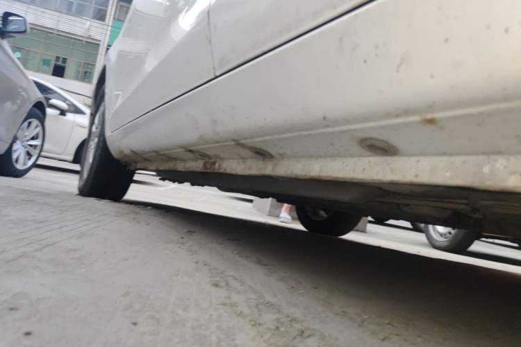 Used CHANGAN Alsvin V3 2012 1.3L Manual Comfort Version China IV Standard Chassis Rear Left
