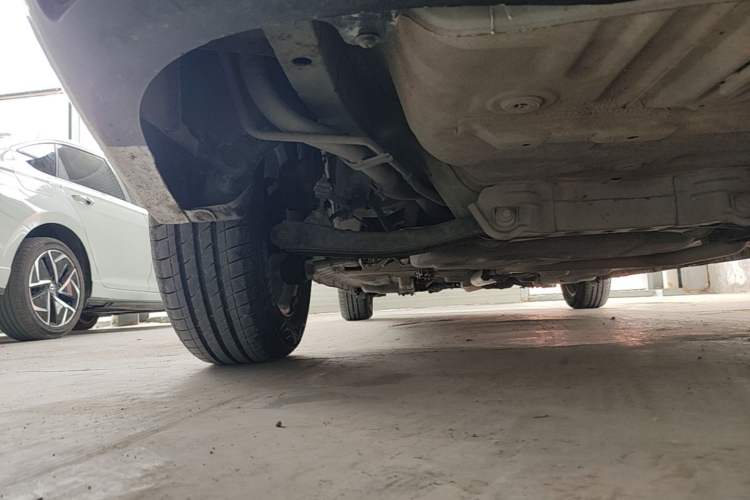 Used CHANGAN Alsvin V3 2012 1.3L Manual Comfort Version China IV Standard Chassis Rear Left