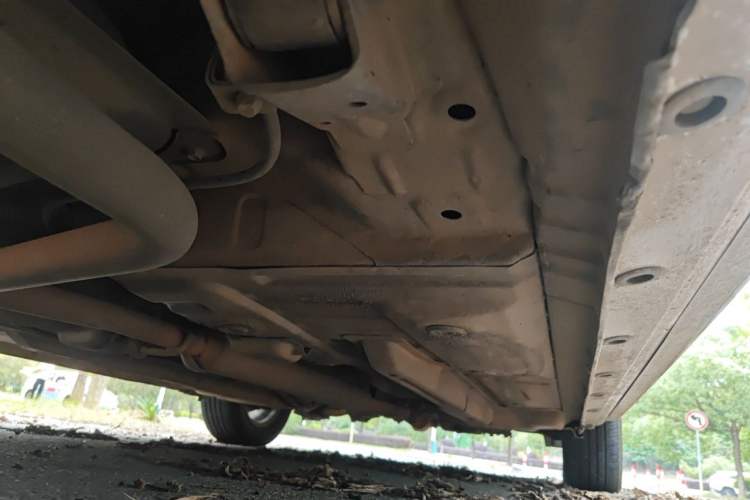Used CHANGAN Alsvin V3 2012 1.3L Manual Luxury Version China IV Standard Chassis Rear Right