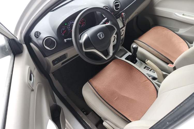 Used CHANGAN Alsvin V3 2012 1.3L Manual Comfort Version China IV Standard Driver Seat