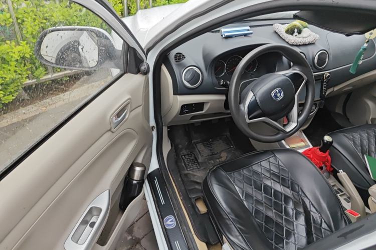 Used CHANGAN Alsvin V3 2012 1.3L Manual Comfort Version China IV Standard Driver Seat