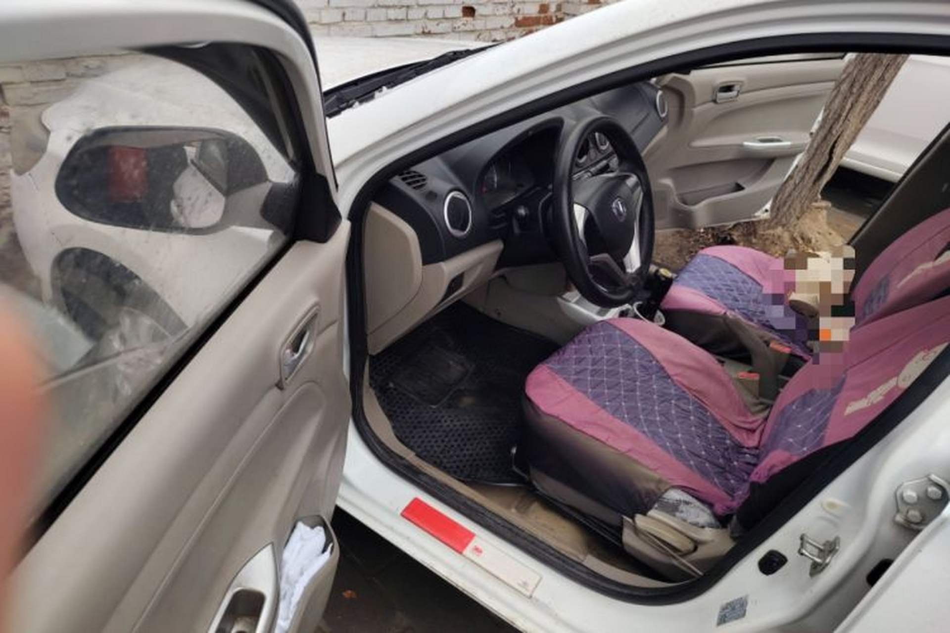Used CHANGAN Alsvin V3 2012 1.3L Manual Luxury Version China IV Standard Driver Seat