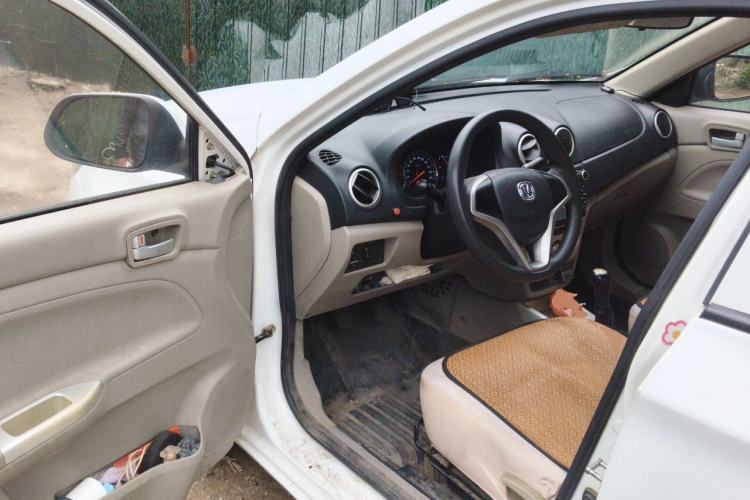 Used CHANGAN Alsvin V3 2012 1.3L Manual Luxury Version China IV Standard Driver Seat