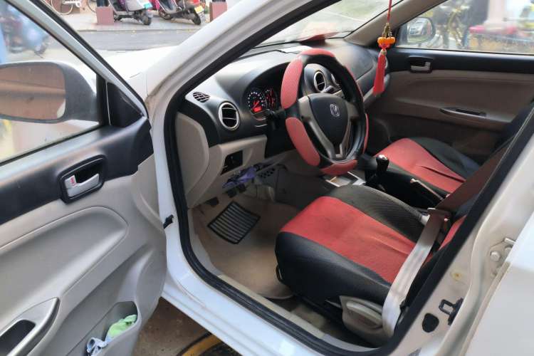Used CHANGAN Alsvin V3 2012 1.3L Manual Comfort Version China IV Standard Driver Seat