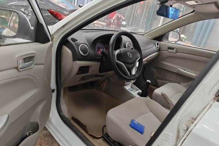 Used CHANGAN Alsvin V3 2012 1.3L Manual Comfort Version China IV Standard Driver Seat