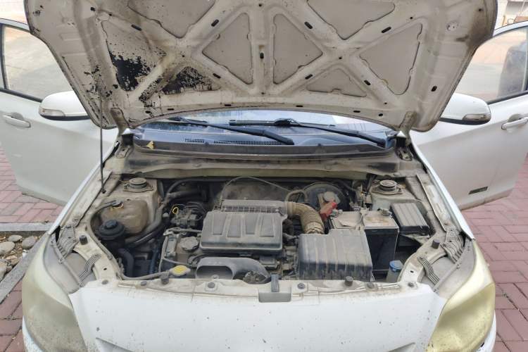 Used CHANGAN Alsvin V3 2012 1.3L Manual Comfort Version China IV Standard Engine Bay