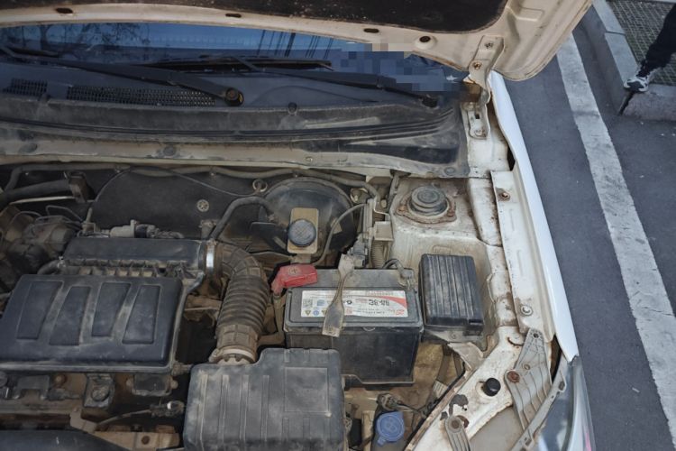 Used CHANGAN Alsvin V3 2012 1.3L Manual Luxury Version China IV Standard Engine Bay Left